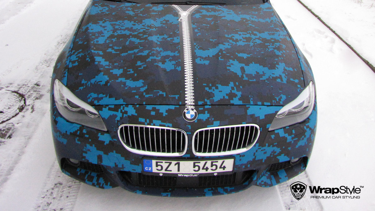 BMW 5 - Blue digi camo - img 1