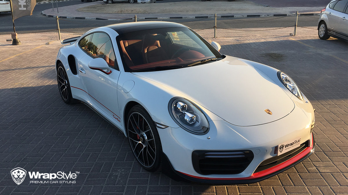 Porsche 911 - White Gloss wrap - img 2