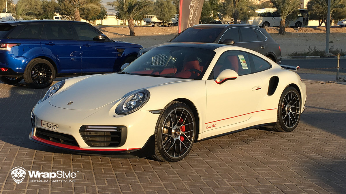 Porsche 911 - White Gloss wrap - img 1