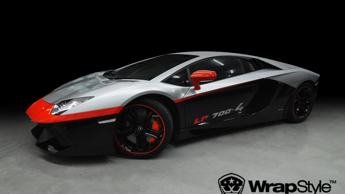 Lamborghini Aventador - Stripes design - img 1