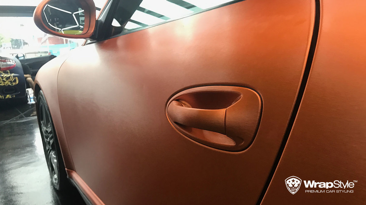 Porsche Carrera - Orange Chrome Matt wrap - img 1