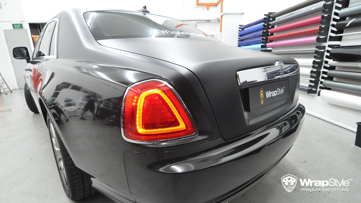 Rolls-Royce Ghost - Black Gloss/Matt wrap - img 2