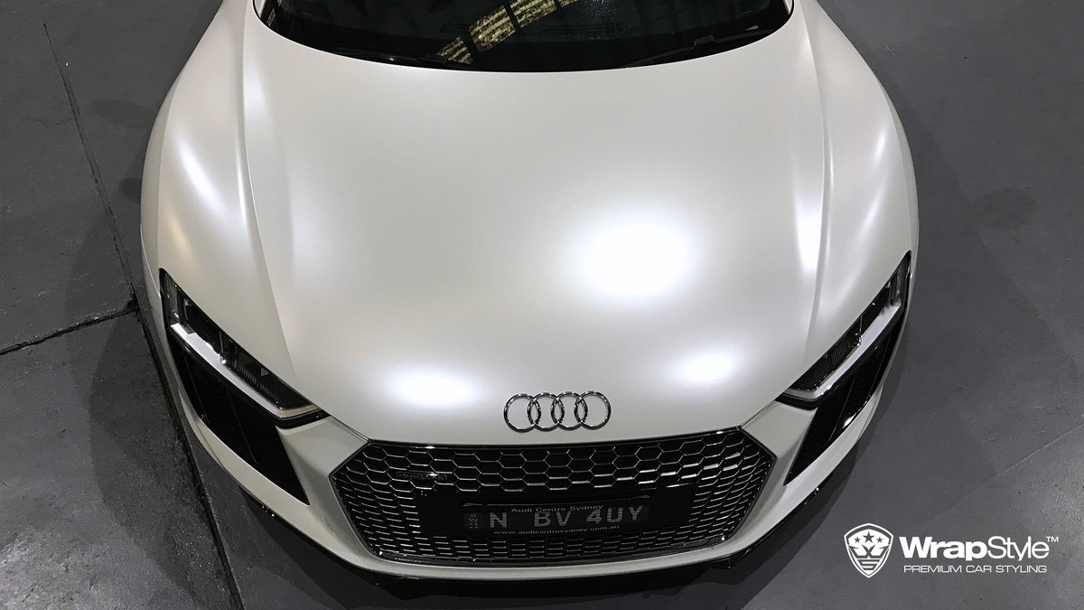 Audi R8 - White Satin wrap - img 1