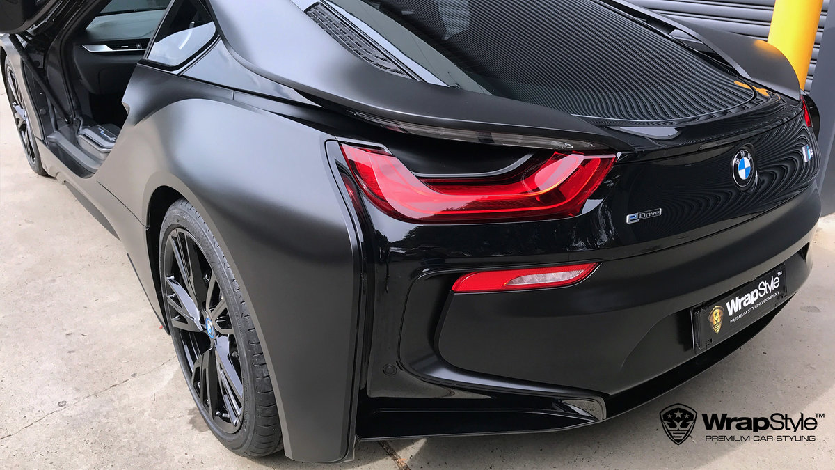 BMW i8 - Black Satin wrap - img 2