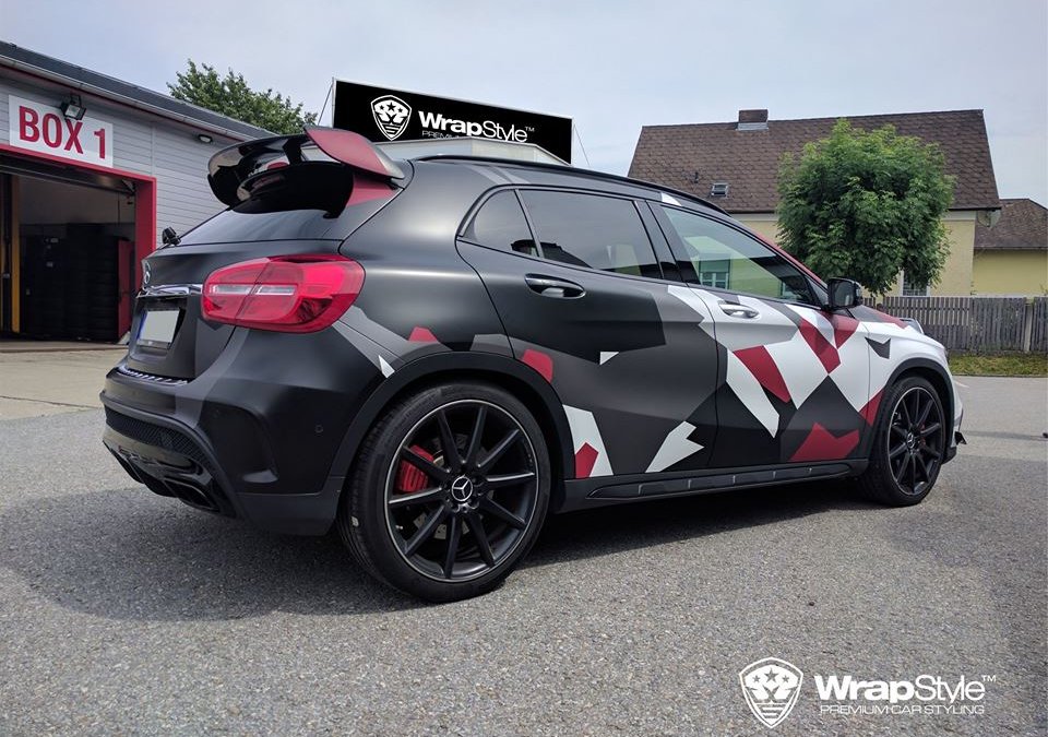 Mercedes GLA AMG - Camo design - img 1
