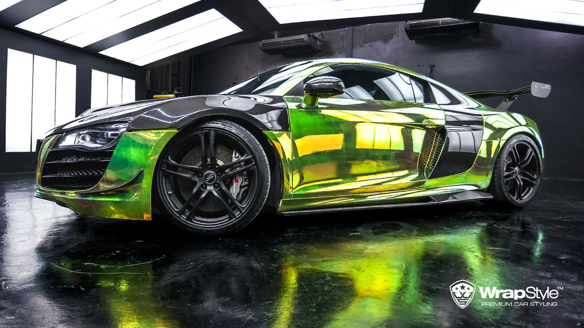 Audi R8 - Rainbow Chrome wrap - img 1