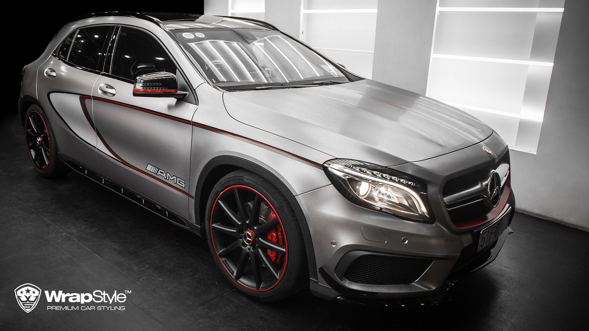 Mercedes Benz GLA 45 - Brushed Titanium wrap - img 1