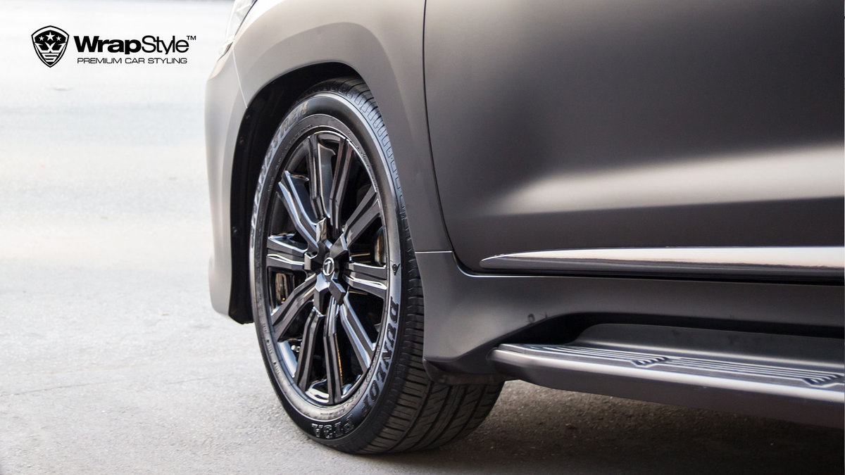 Lexus LX570 - Black Satin wrap - img 3
