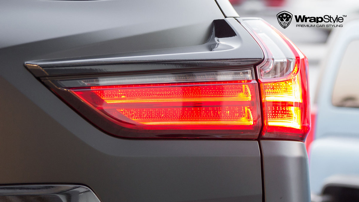 Lexus LX570 - Black Satin wrap - img 2