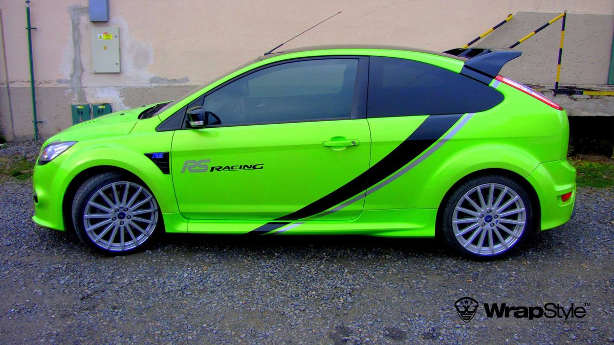 Ford Focus - Toxic Green wrap - img 2