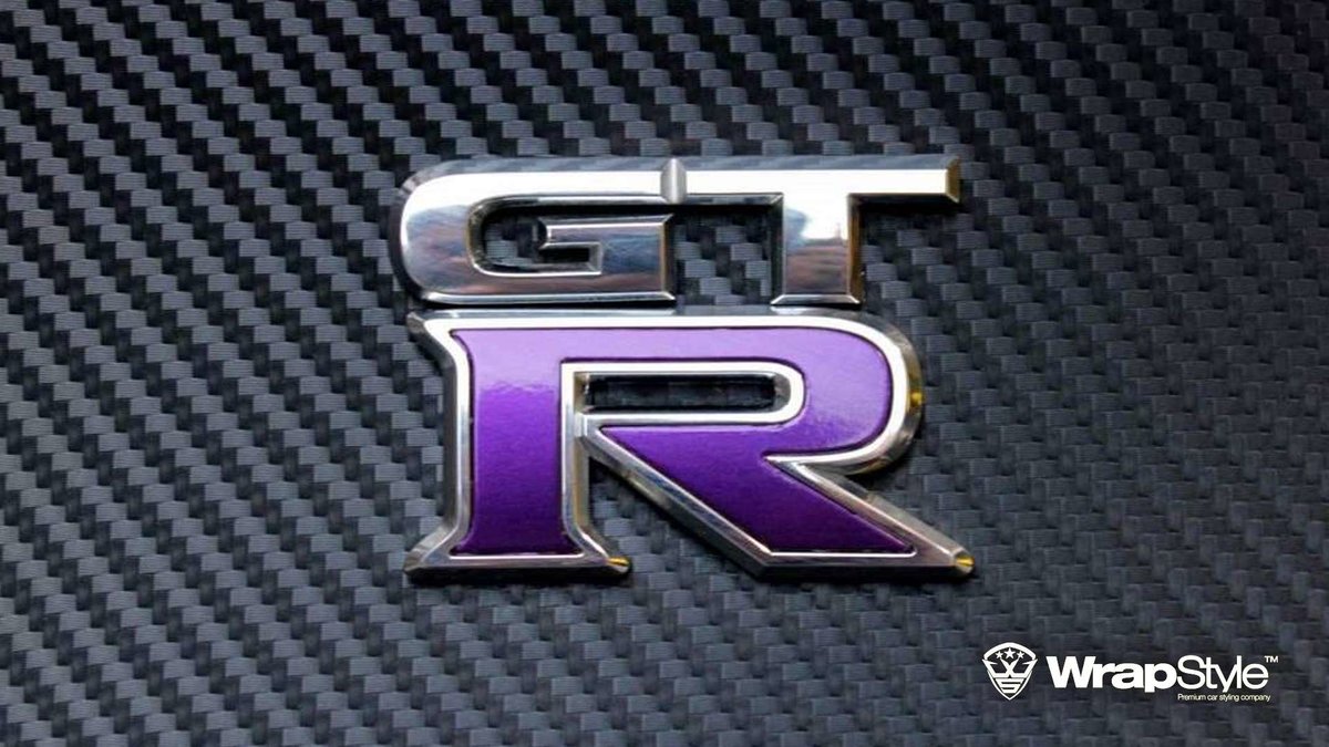 Nissan GTR - Black Violet wrap - img 2