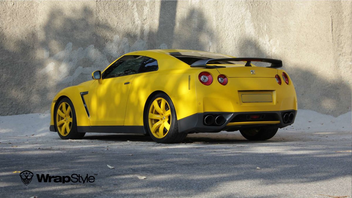 Nissan GTR  - Yellow Matt wrap - img 2