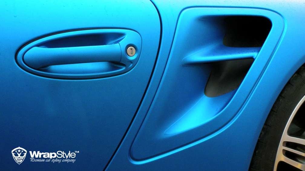 Porsche Carrera - Blue Aluminium wrap - img 2