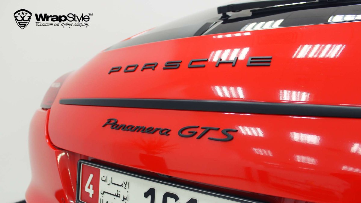 Porsche Panamera - Red Gloss wrap - img 2