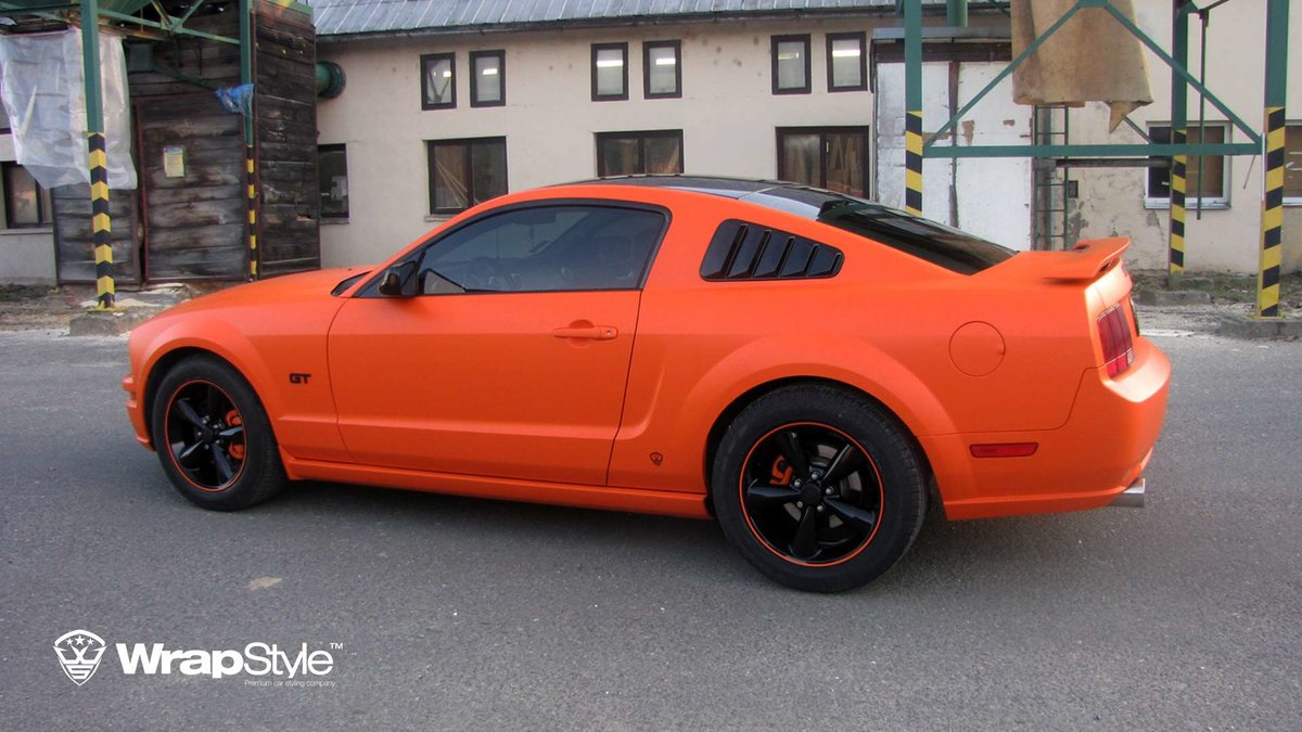 Ford Mustang - Orange Matt wrap - img 1