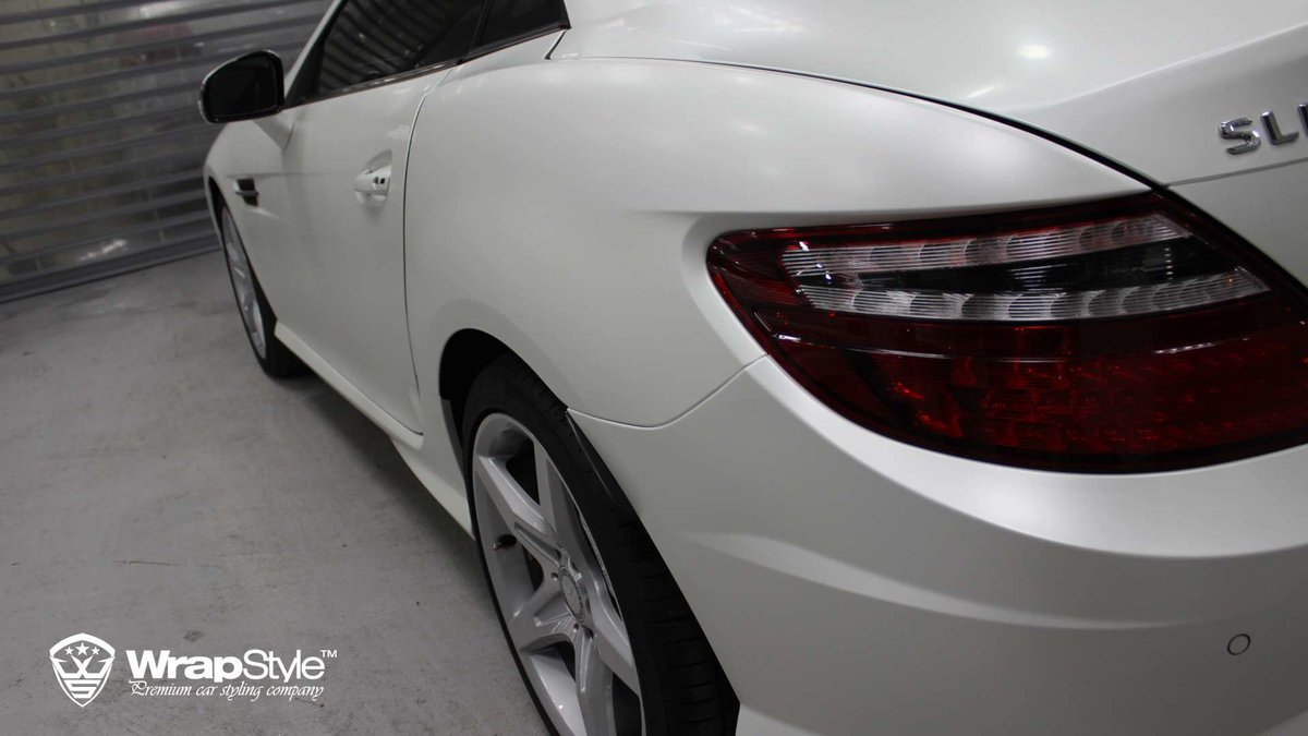 Mercedes-Benz SLK - White Satin wrap - img 2