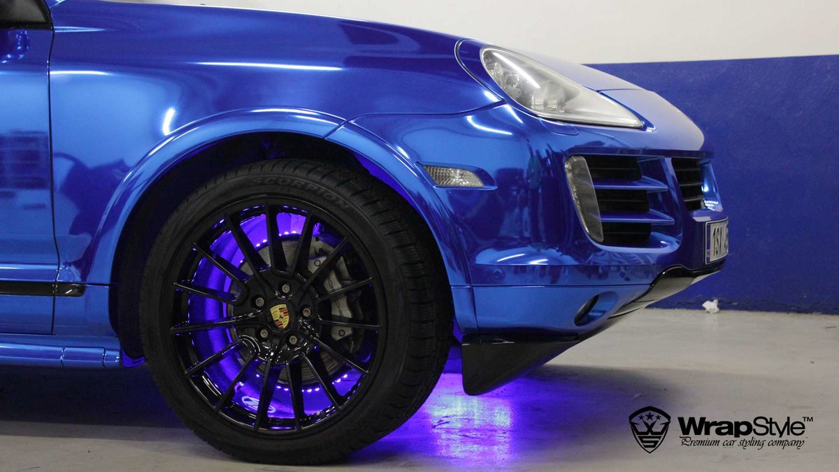 Porsche Cayenne - Blue Chrome wrap - img 3