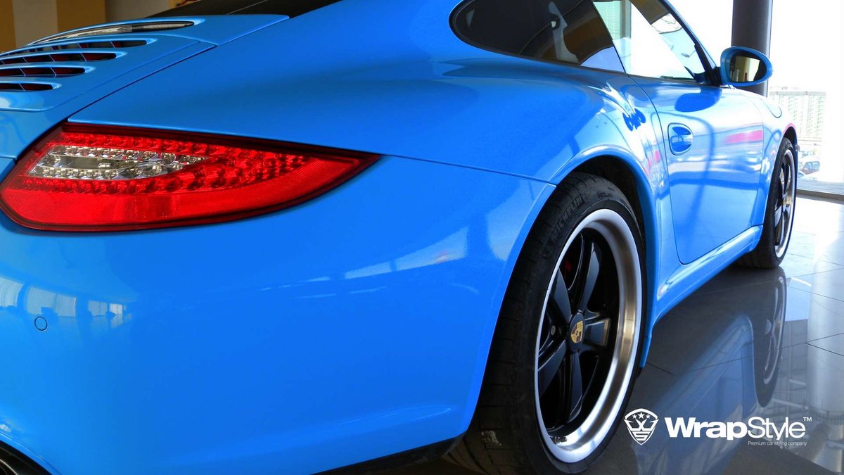 Porsche 911 - Blue Gloss wrap - img 1
