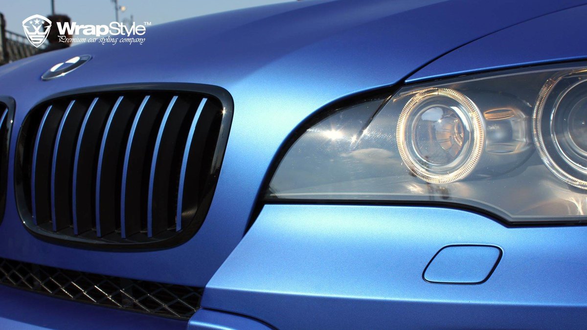 BMW X5 - Blue Aluminium Satin wrap - img 1