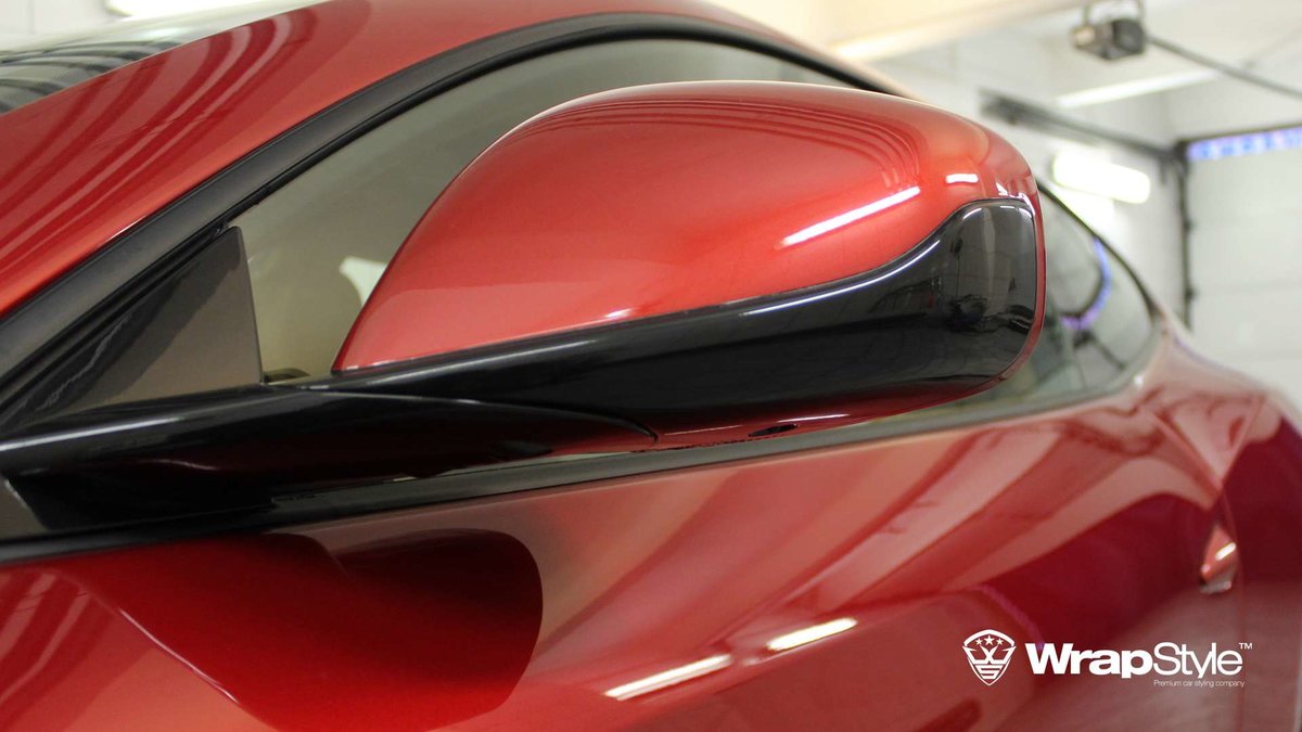 Ferrari FF - Red Gloss wrap - img 2