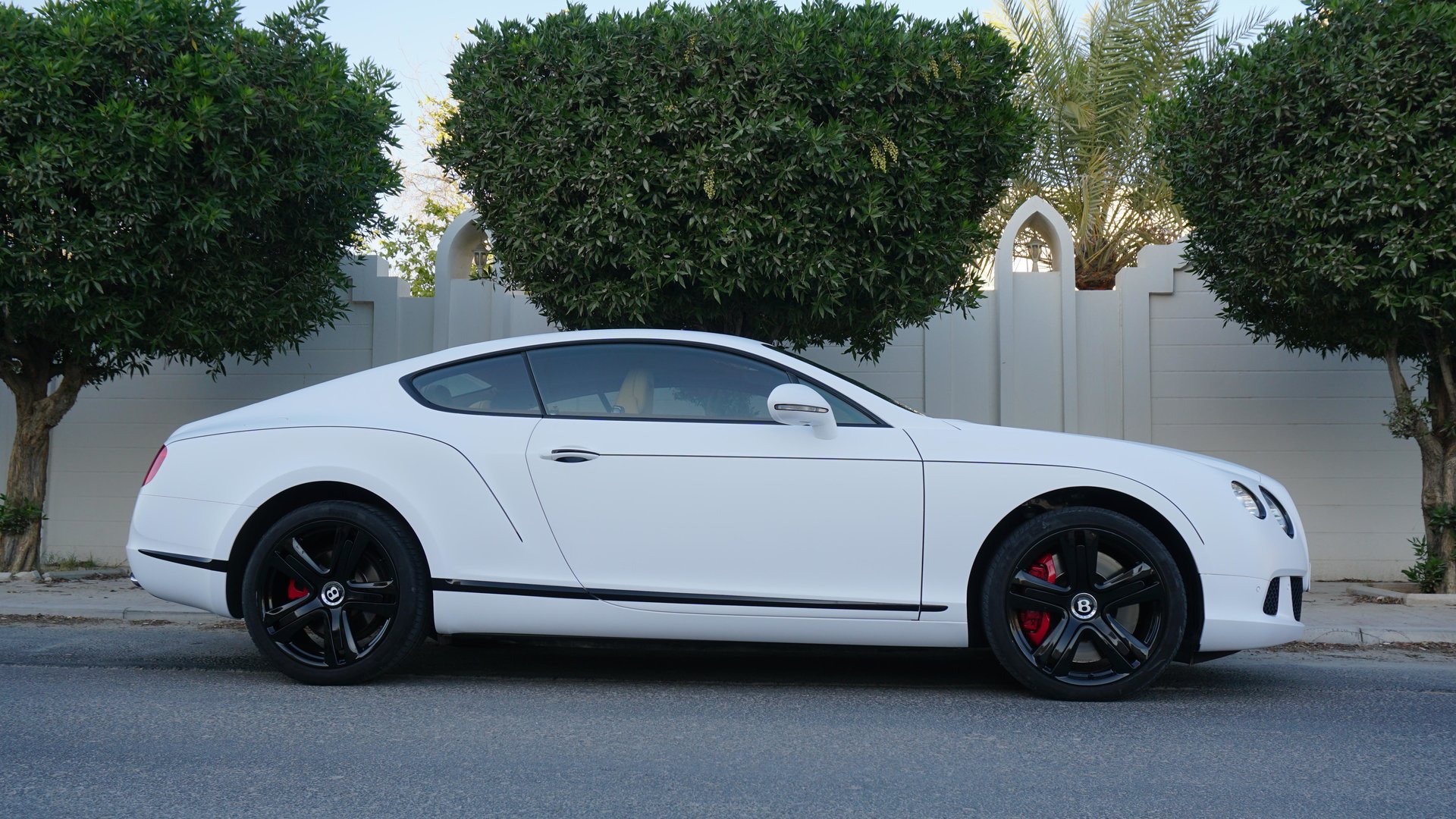 Bentley Continental White Matt wrap WrapStyle