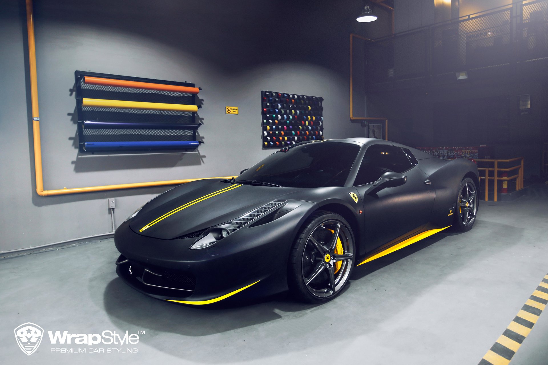 Ferrari 458 black matt