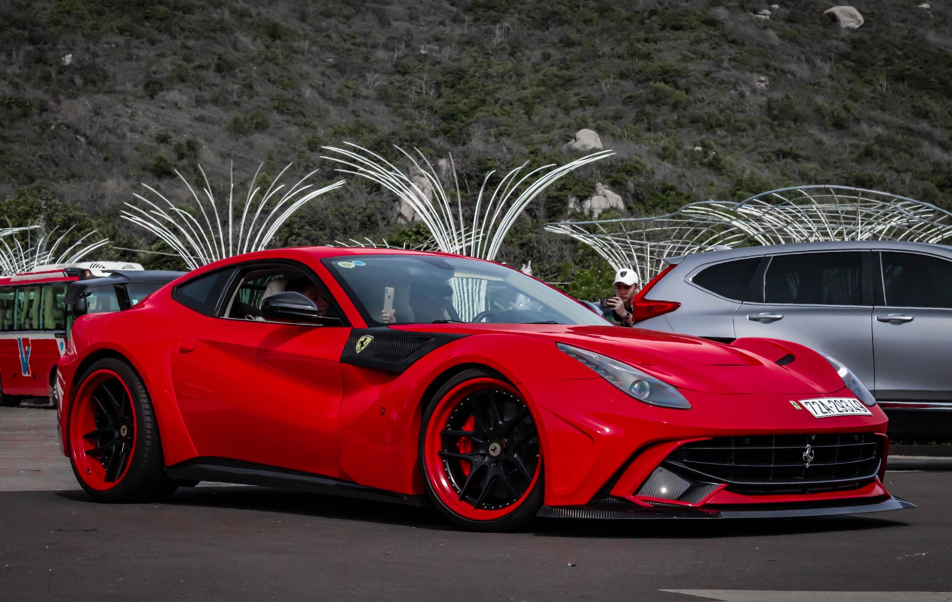 Ferrari F12 - Red Gloss wrap