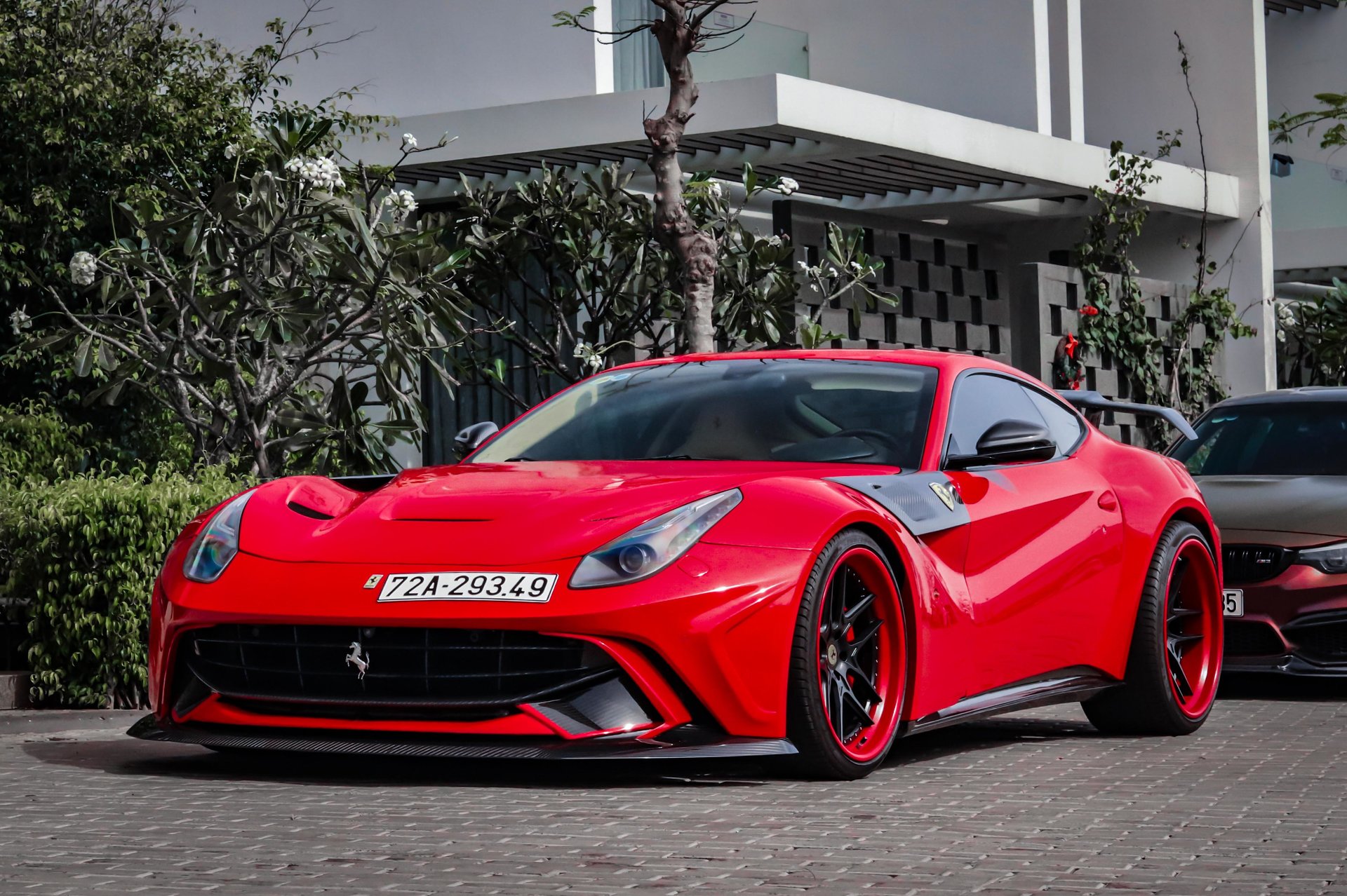 Ferrari F12 - Red Gloss wrap | WrapStyle