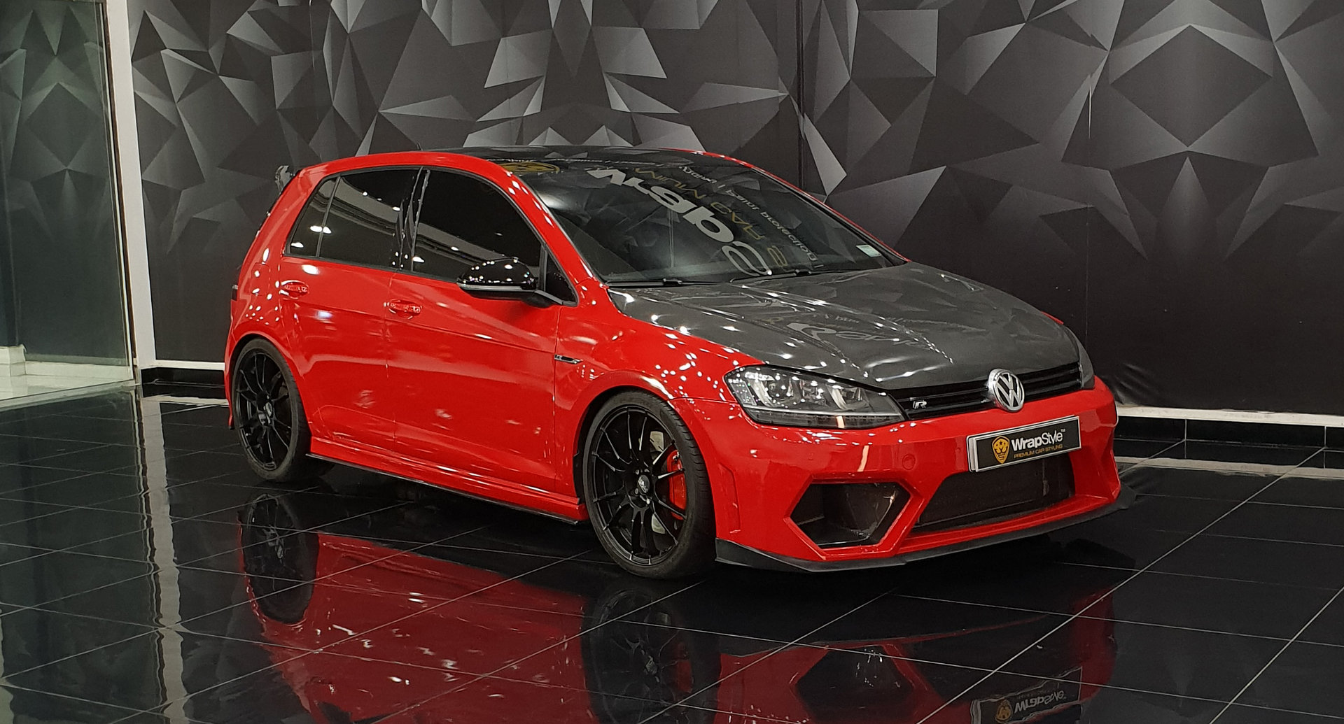 Volkswagen Golf - Red Gloss wrap