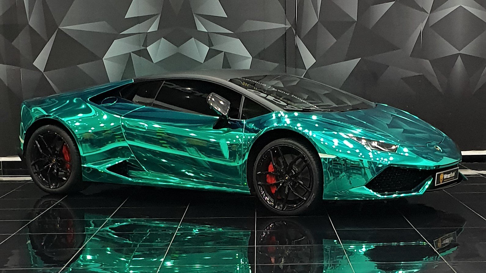 Lamborghini Huracan Blue Chrome Wrap WrapStyle