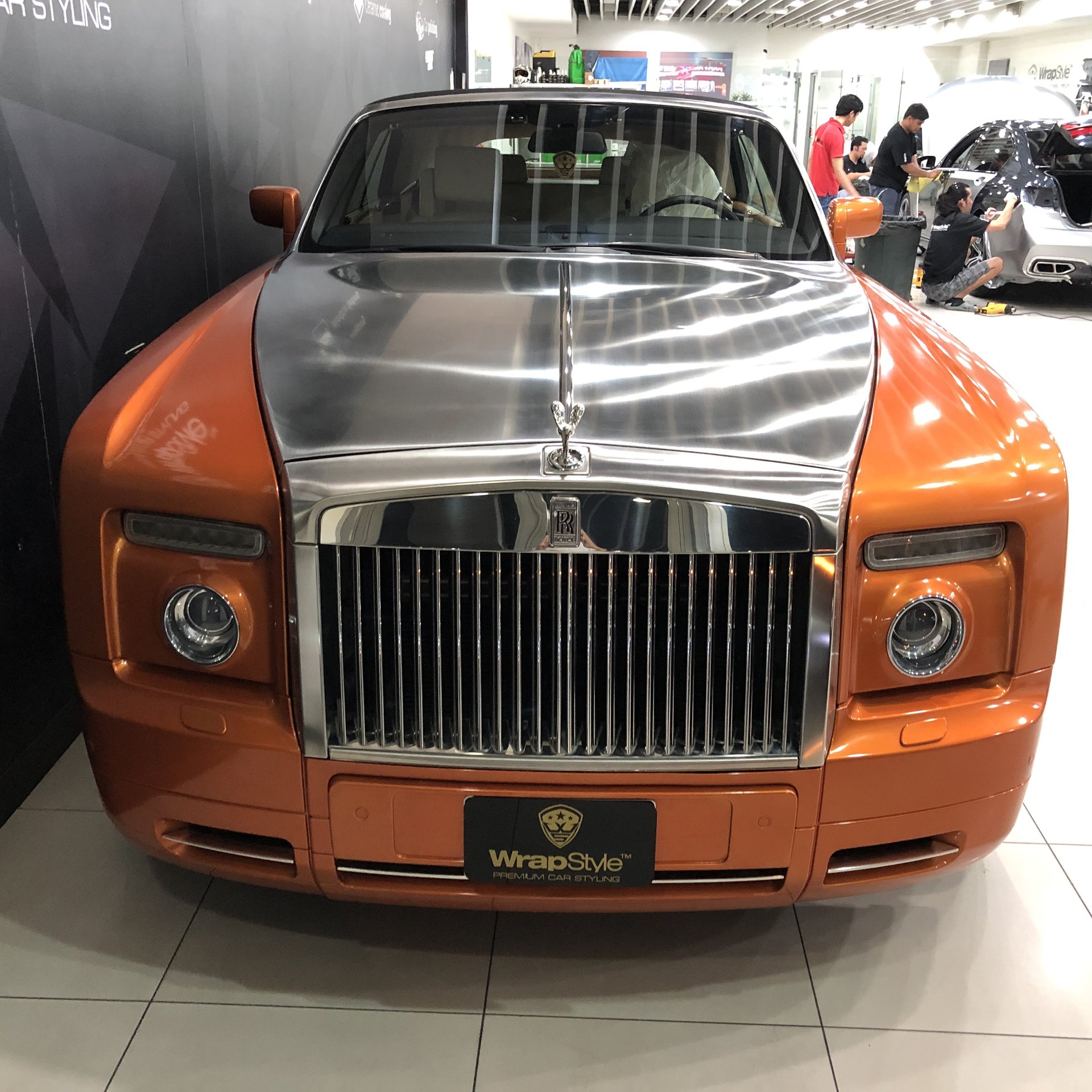rolls royce orange used  Search for your used car on the parking