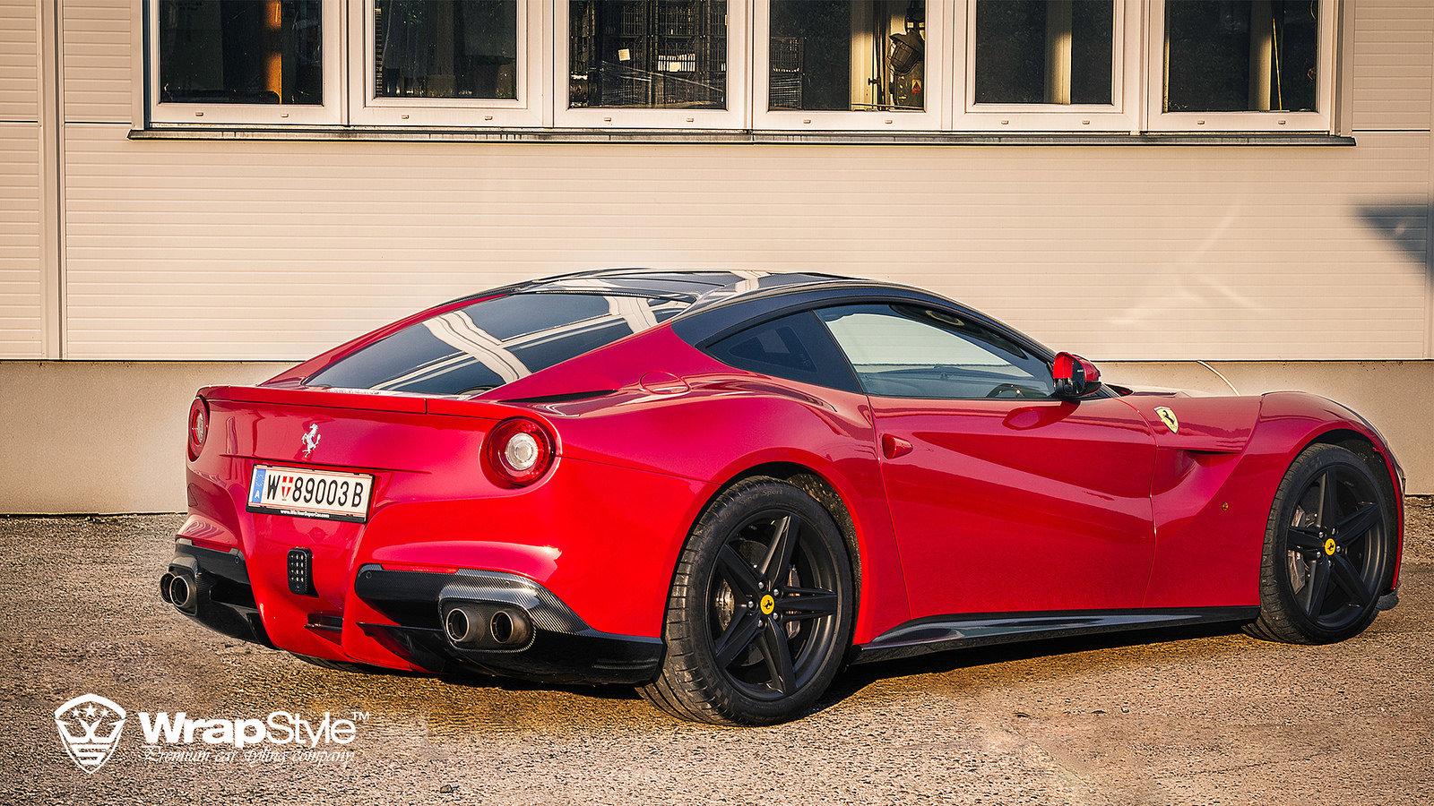 Ferrari F12 Berlinetta - Red Wrap