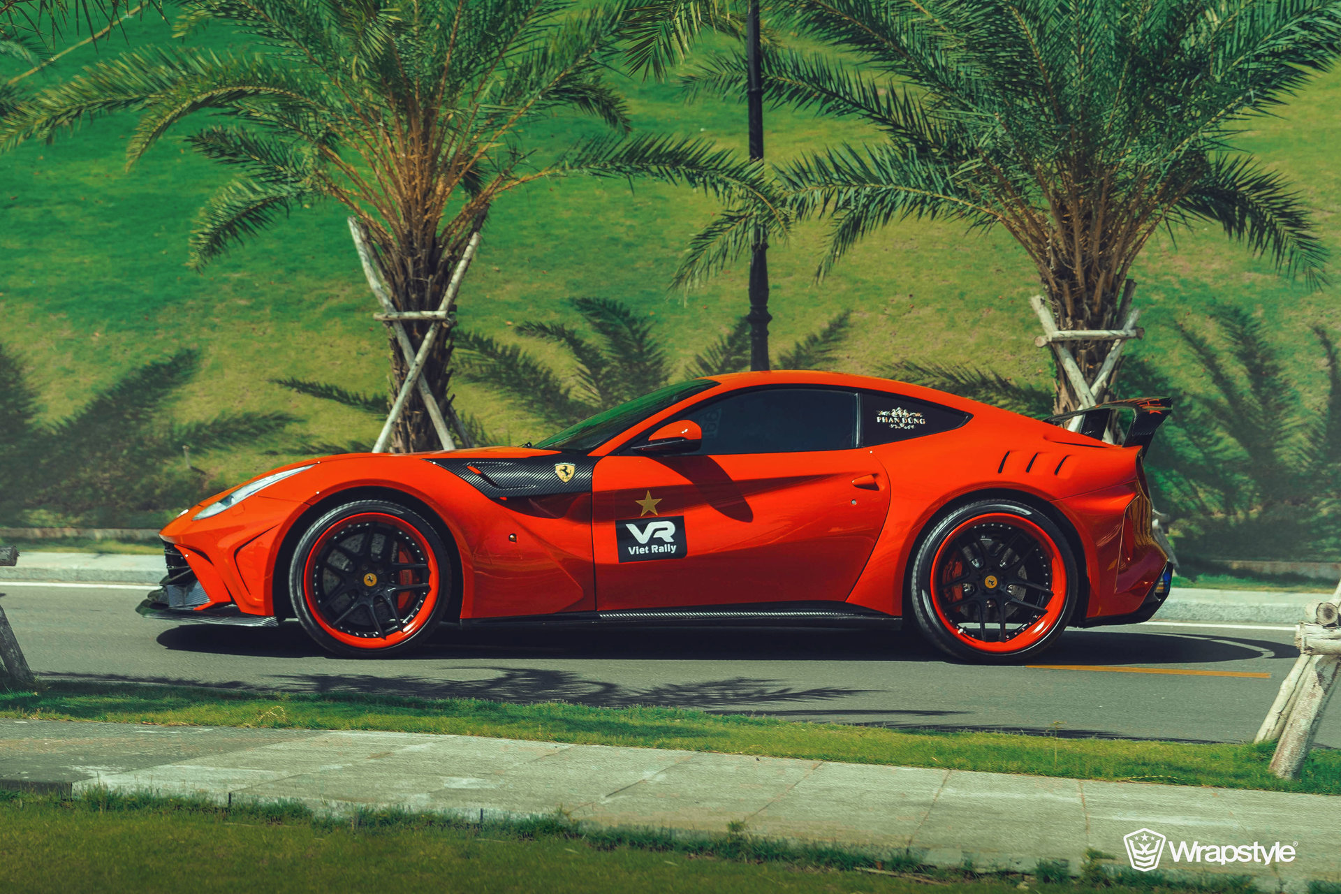 ferrari f12 red