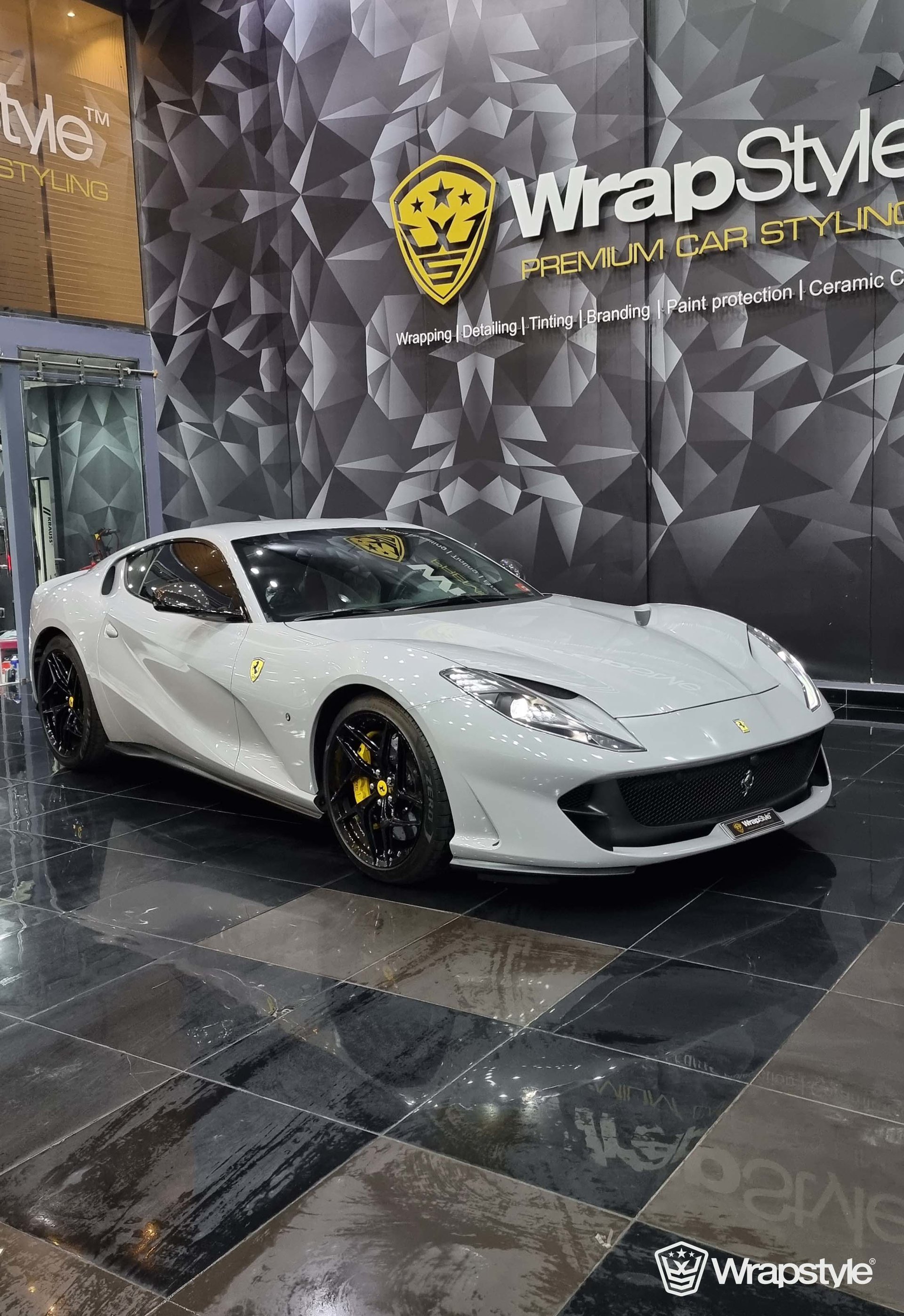 Ferrari 812 Superfast - White Wrap