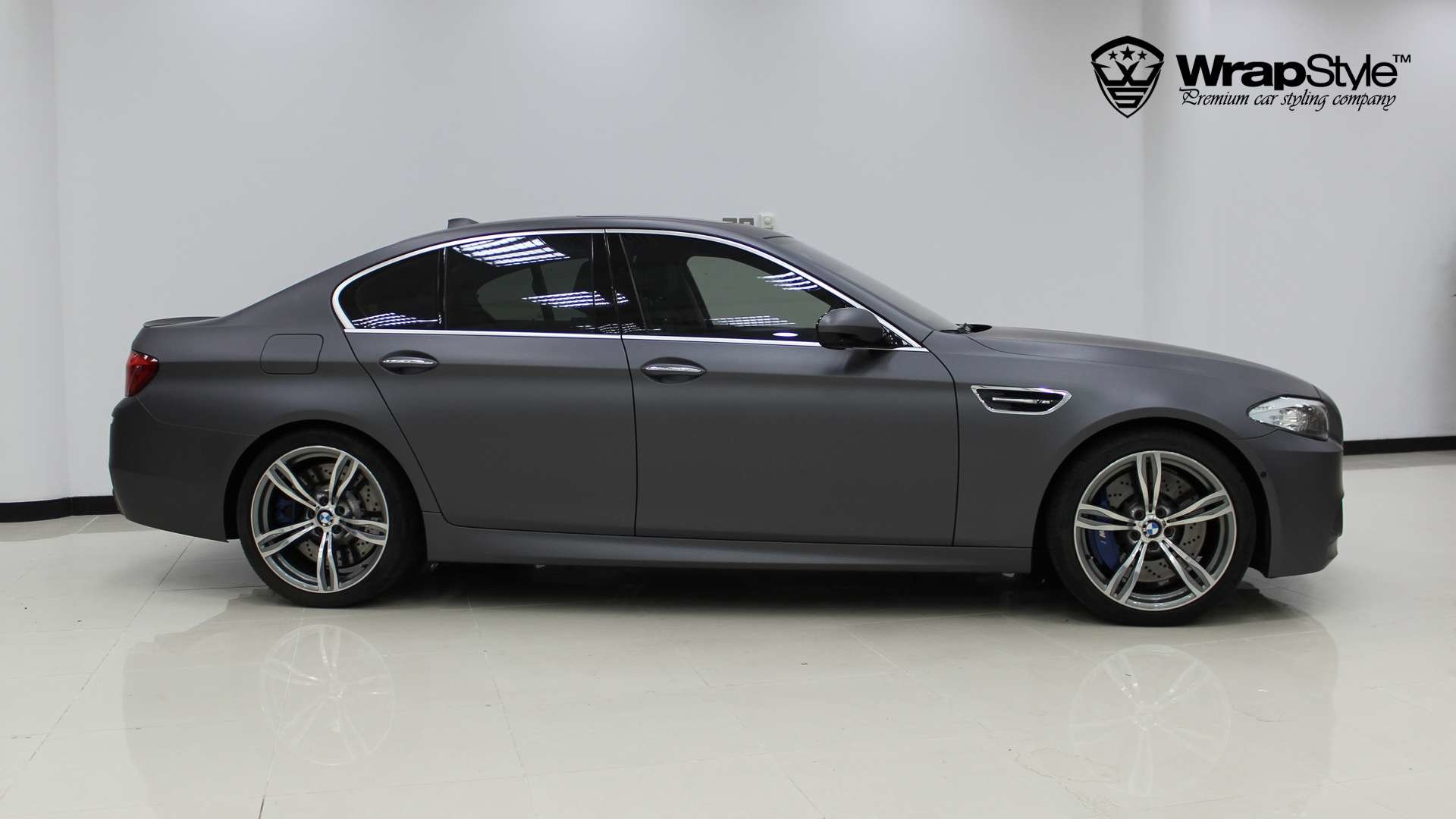 Bmw m5 shop mat black