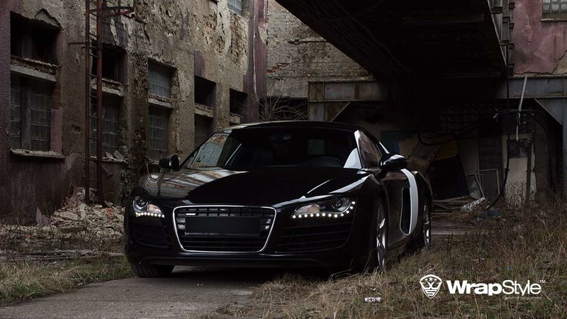 Audi R8 - Black Metallic wrap - cover small