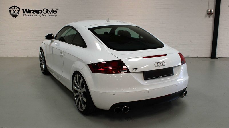 Audi TT - White Gloss wrap - cover small