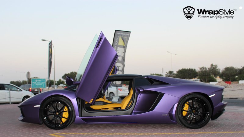 Lamborghini Aventador - Purple Metalic Matt wrap
