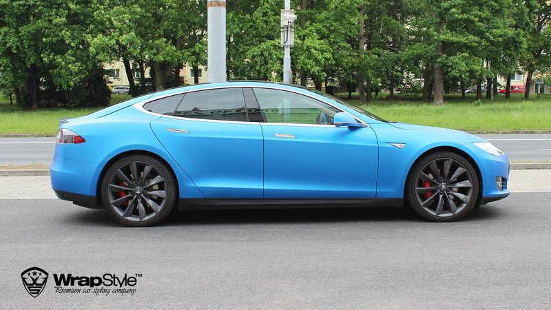 Tesla Model S - Blue Metallic wrap - cover small