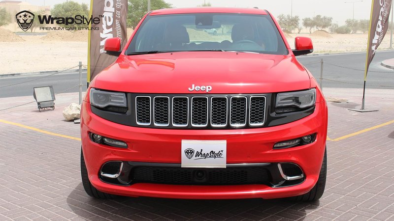 Jeep Grand Cherokee SRT carmine red gloss