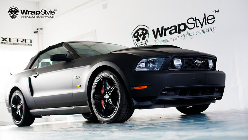 Ford Mustang - Black Matt wrap