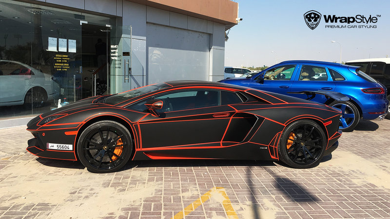 Lamborghini Aventador - Black Matt Tron wrap - cover small