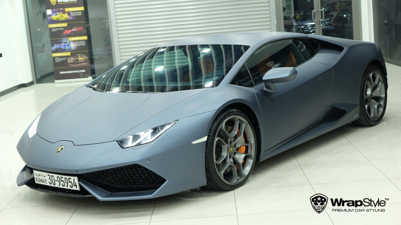 Lamborghini Huracan - Dark Blue Metallic wrap