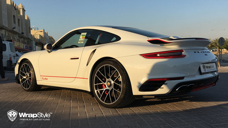Porsche 911 - White Gloss wrap