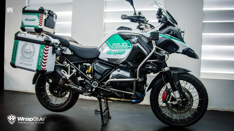 BMW GS Adventure - Dubai Police design