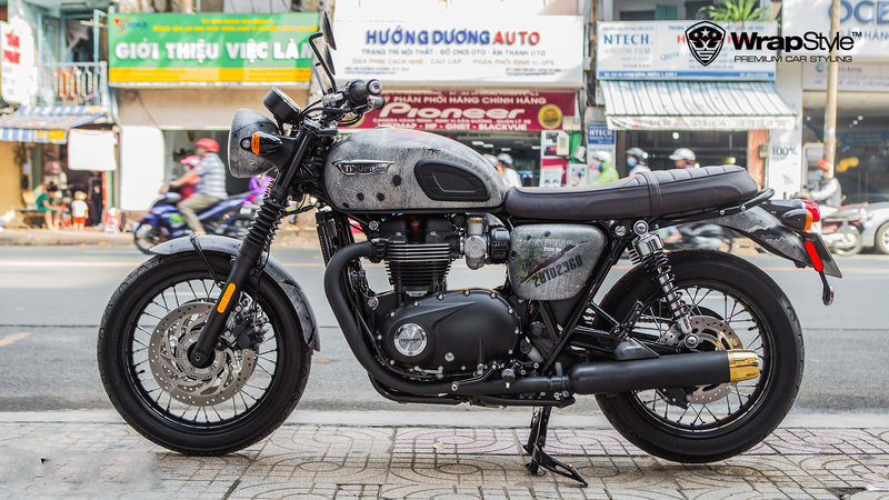 Triumph T120 - Graphic design