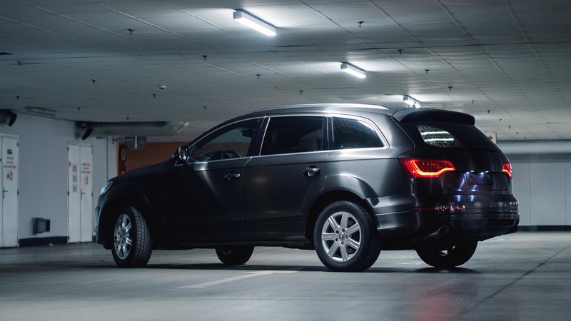 Audi Q7 - Brushed Black wrap - img 2 small