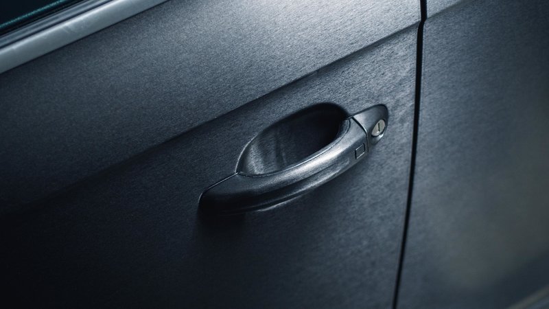 Audi Q7 - Brushed Black wrap - img 3 small