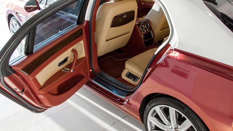 Bentley Flying Spur - Two Colors design - img 4 small