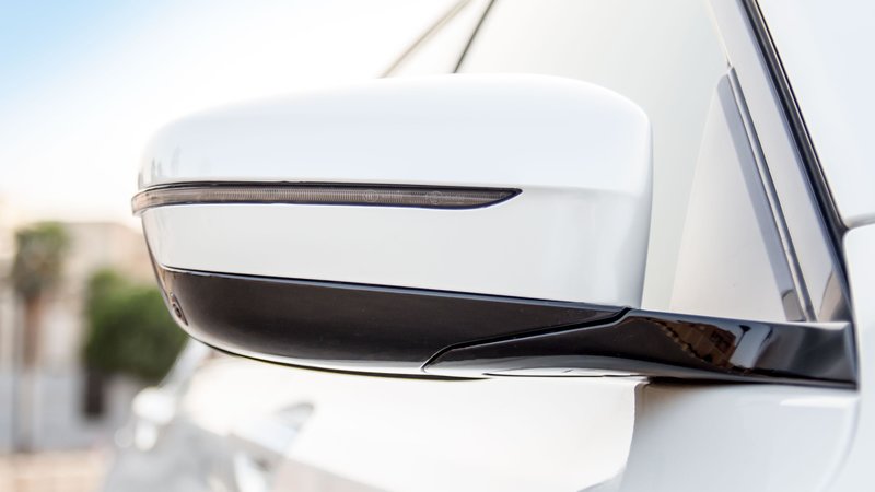 BMW 740 - White Gloss wrap - img 3 small